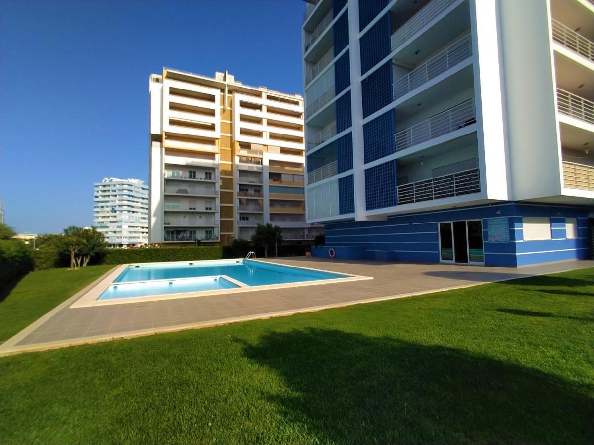 Algarve Beach Vibes Apartment, Wifi, Pool, Ac, Bbq Портиман Екстериор снимка